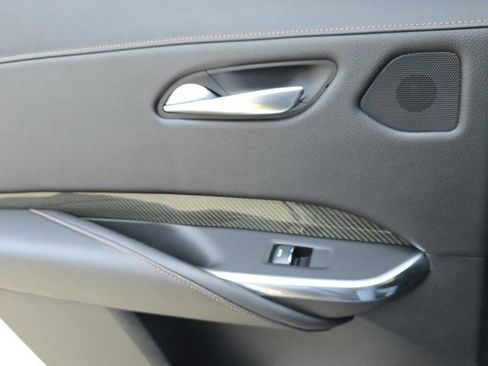 Used 2019 Cadillac XT4 Sport image 18