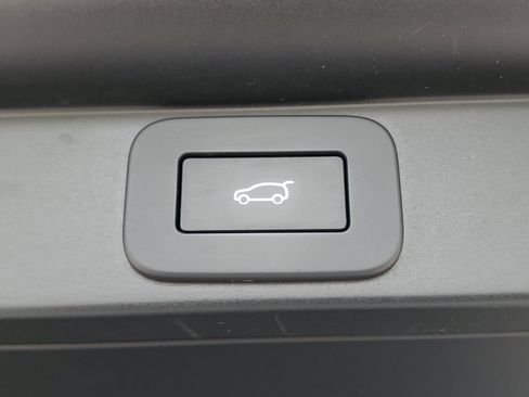 Used 2024 Land Rover Range Rover SE AWD/4WD image 33