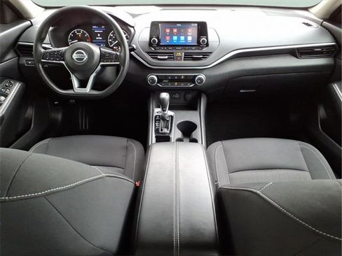 Used 2022 Nissan Altima 2.5 S image 21