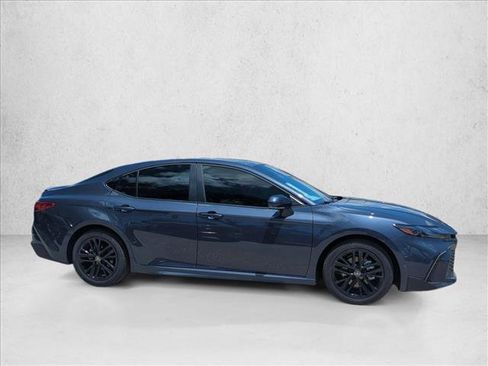 New 2026 Toyota Camry SE FWD image 4