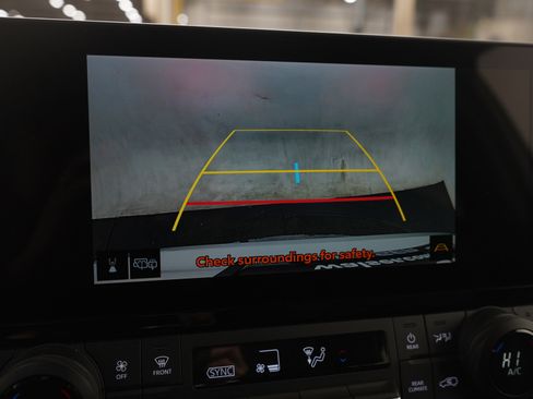 Used 2024 Toyota Grand Highlander XLE image 31