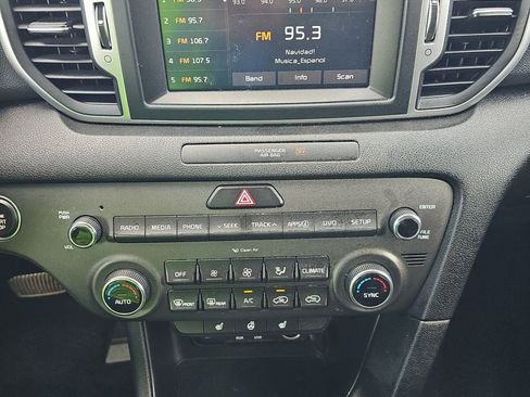 Used 2017 Kia Sportage EX w/ EX Premium Package image 10