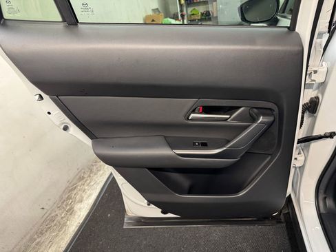 Used 2025 MAZDA CX-50 AWD 2.5 S w/ Preferred Package image 16