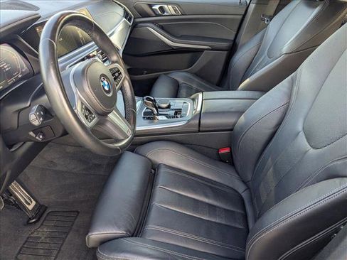 Used 2022 BMW X5 sDrive40i w/ M Sport Package image 16