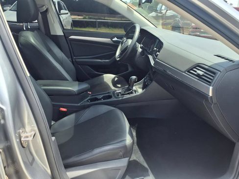 Used 2020 Volkswagen Jetta SE FWD image 19