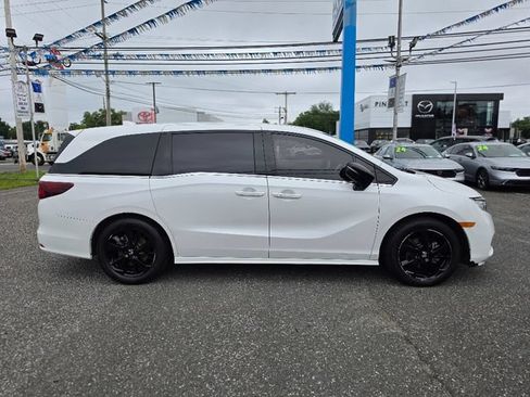 Used 2023 Honda Odyssey Sport image 6