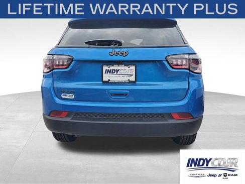 New 2026 Jeep Compass Latitude AWD/4WD image 5