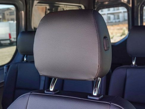 New 2025 Mercedes-Benz Sprinter 2500 image 25