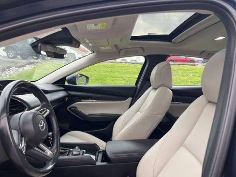 Used 2023 MAZDA MAZDA3 s image 9