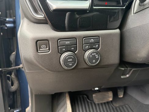 Certified 2023 Chevrolet Silverado 1500 LT AWD/4WD image 15