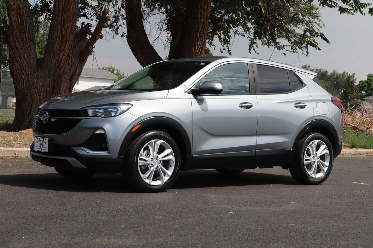 Used 2023 Buick Encore GX Preferred w/ Cold Weather Comfort Package FWD image 11