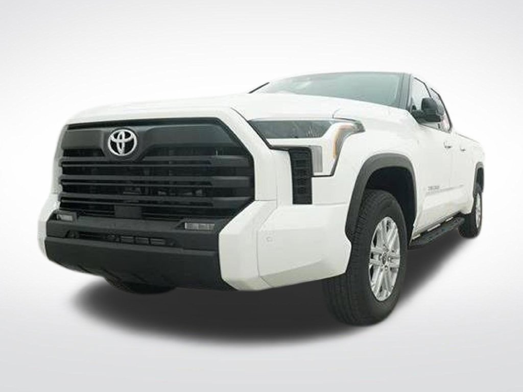 Used 2024 Toyota Tundra SR5 w/ SR5 Premium Package AWD/4WD image 36
