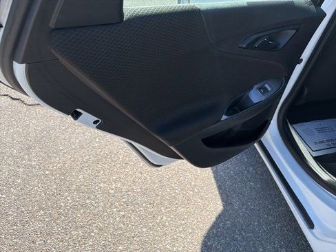 Used 2024 Chevrolet Malibu LT image 9