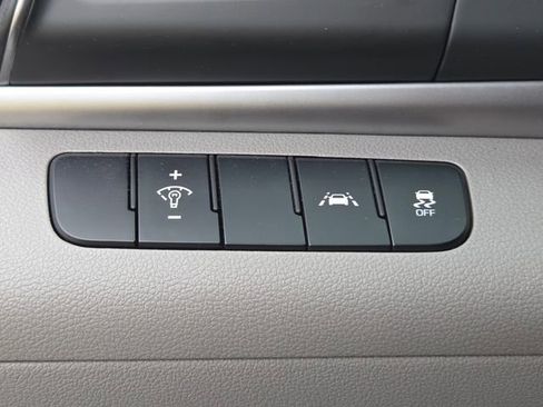 Used 2020 Hyundai Elantra SE FWD image 26