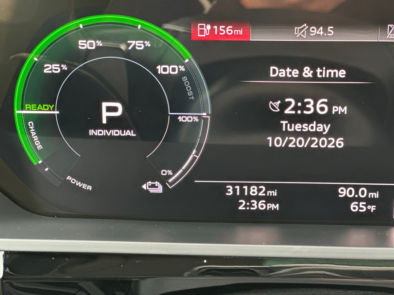 Used 2024 Audi Q8 e-tron Premium Plus AWD/4WD image 31