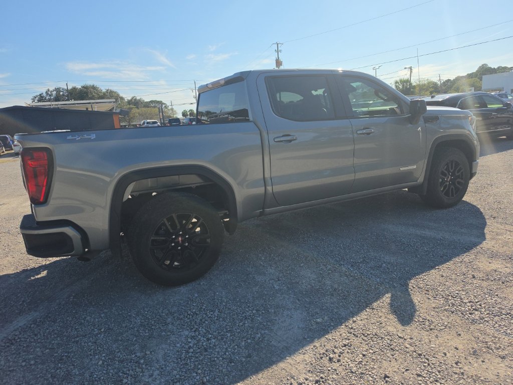 Used 2023 GMC Sierra 1500 Elevation AWD/4WD image 6