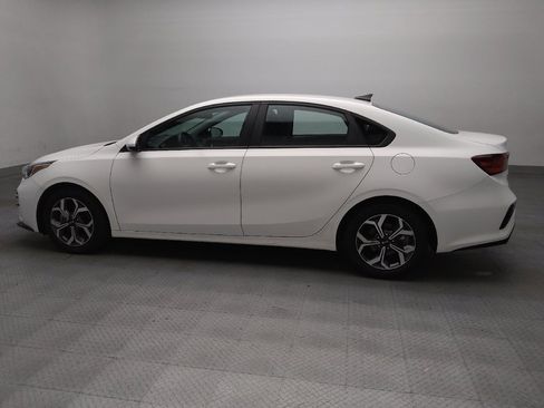 Used 2021 Kia Forte LXS FWD image 3