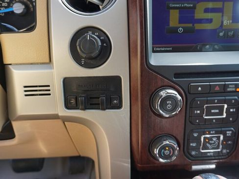 Used 2014 Ford F150 King Ranch w/ King Ranch Luxury Package AWD/4WD image 38