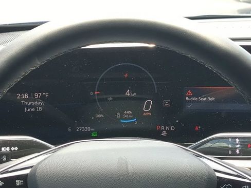 Used 2024 Cadillac Lyriq Sport RWD image 33