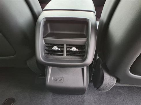 New 2026 Cadillac Lyriq Luxury RWD image 11
