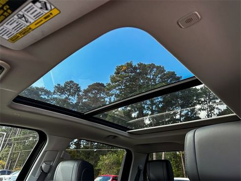 Used 2024 Toyota Tundra Limited image 24