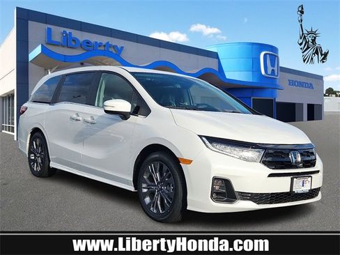 New 2026 Honda Odyssey Touring image 1