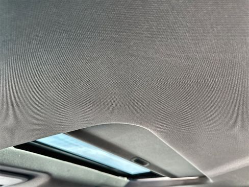 New 2026 GMC Sierra 1500 SLT image 19