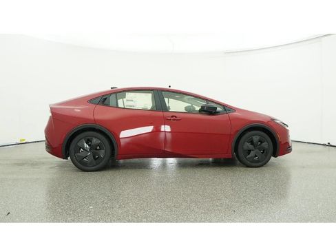 New 2026 Toyota Prius LE FWD image 27