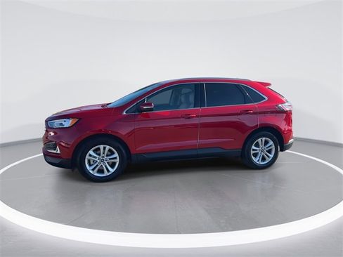 Used 2020 Ford Edge SEL w/ Convenience Package image 4