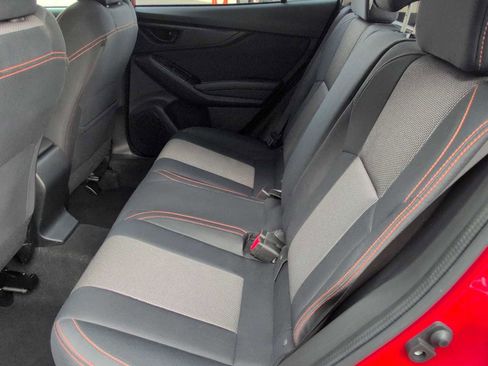 Used 2020 Subaru Crosstrek 2.0i Premium image 19