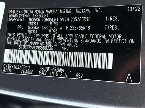 Used 2022 Toyota Highlander L FWD image 28