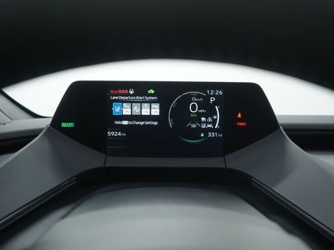 Used 2025 Toyota Prius XLE image 21