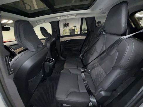 Used 2025 Volvo XC90 B6 Plus AWD/4WD image 19