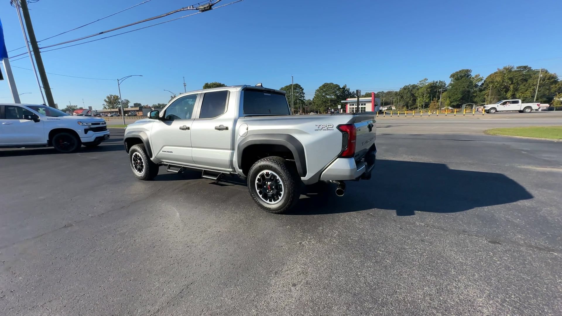 Used 2024 Toyota Tacoma TRD Off-Road AWD/4WD image 6