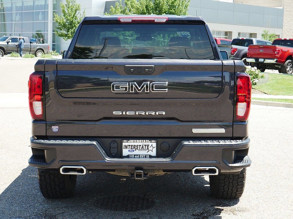 Used 2023 GMC Sierra 1500 Elevation AWD/4WD image 4