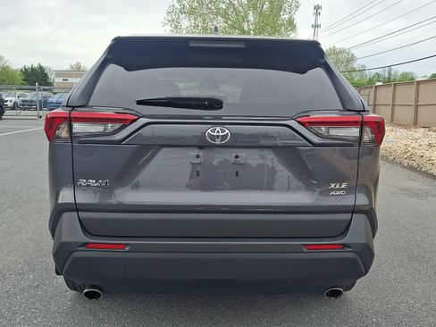 Used 2023 Toyota RAV4 XLE Premium AWD/4WD image 5