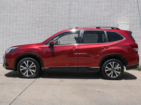 Used 2023 Subaru Forester Limited w/ Popular Package #2 image 11