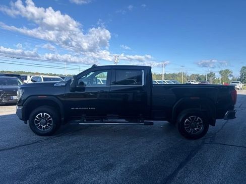 Used 2024 GMC Sierra 2500 SLE w/ SLE Value Package; AWD/4WD image 4