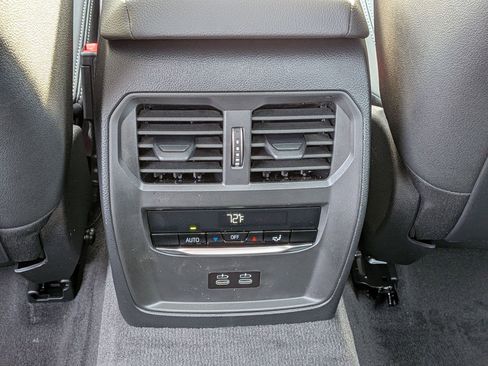 New 2026 BMW 330i Sedan w/ M Sport Package image 31