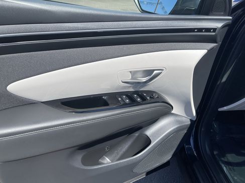 Certified 2024 Hyundai Tucson Limited AWD/4WD image 18