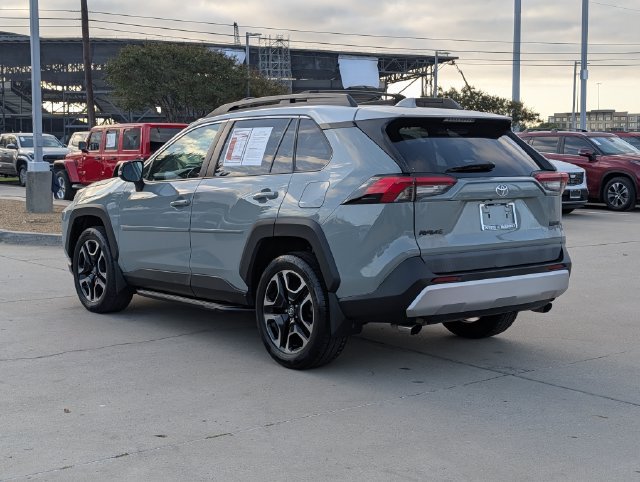 Used 2019 Toyota RAV4 Adventure w/ Cold Weather Package AWD/4WD image 9