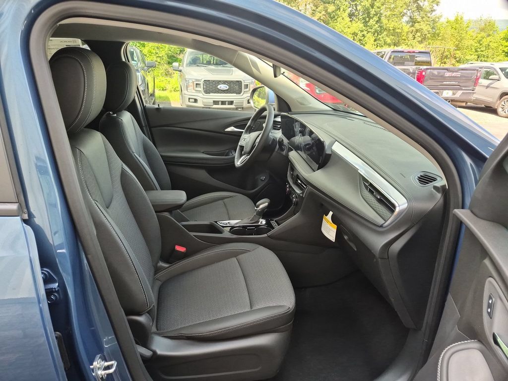 New 2026 Buick Encore GX Preferred w/ Comfort Package AWD/4WD image 35