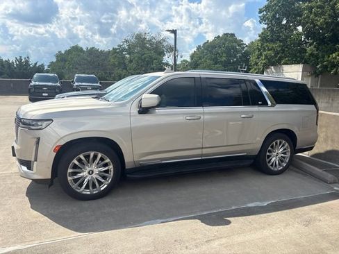 Certified 2024 Cadillac Escalade ESV Premium Luxury w/ Performance Package AWD/4WD image 2