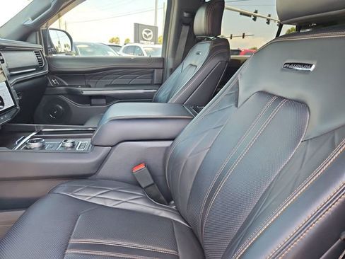 Used 2024 Ford Expedition Max Platinum AWD/4WD image 18