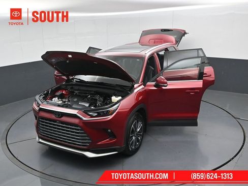 Used 2026 Toyota Grand Highlander AWD Hybrid image 60
