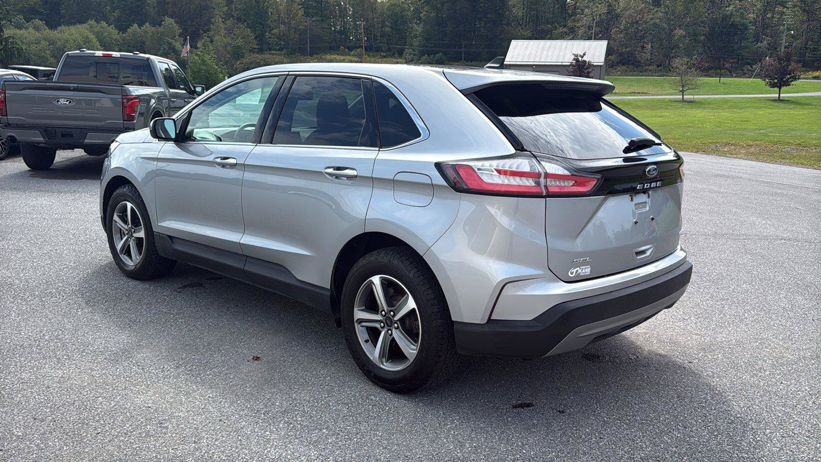 Used 2024 Ford Edge SEL w/ Convenience Package AWD/4WD image 5