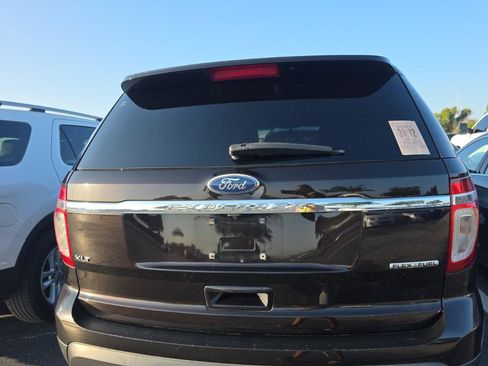 Used 2013 Ford Explorer XLT FWD image 5