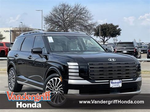 Used 2026 Hyundai Palisade Calligraphy image 1