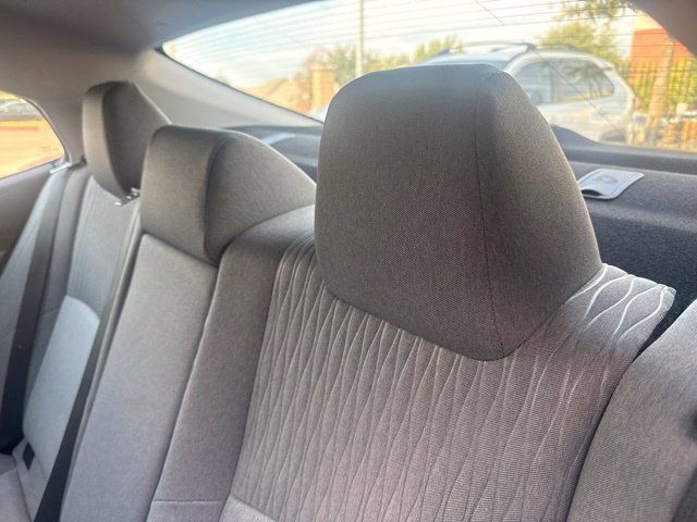 Used 2025 Toyota Camry LE w/ Convenience Package FWD image 8