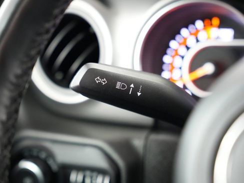 Used 2021 Jeep Wrangler Sport AWD/4WD image 14
